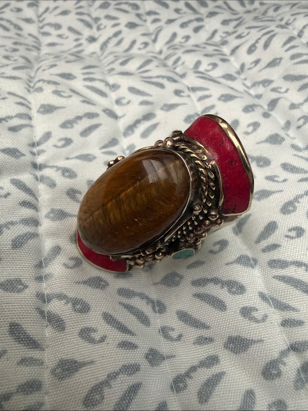 Silver tone ring